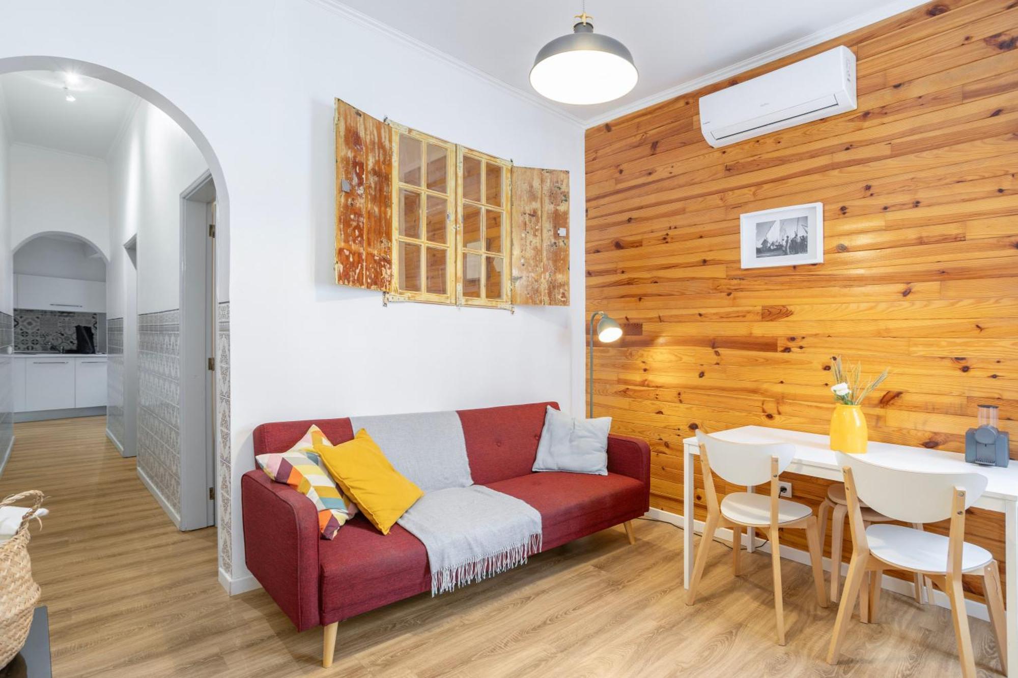 The Central Townhouse Faro Bagian luar foto