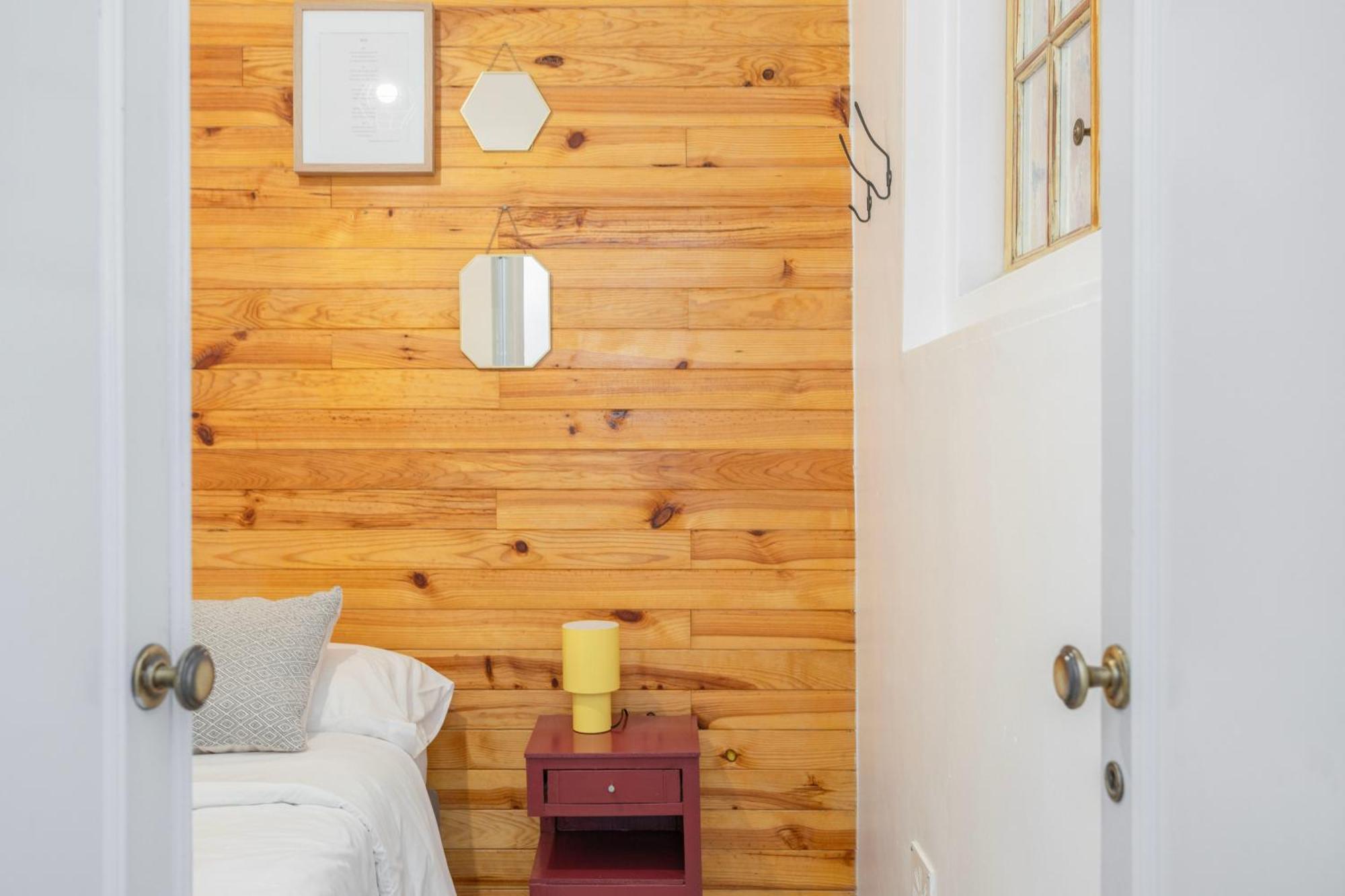 The Central Townhouse Faro Bagian luar foto