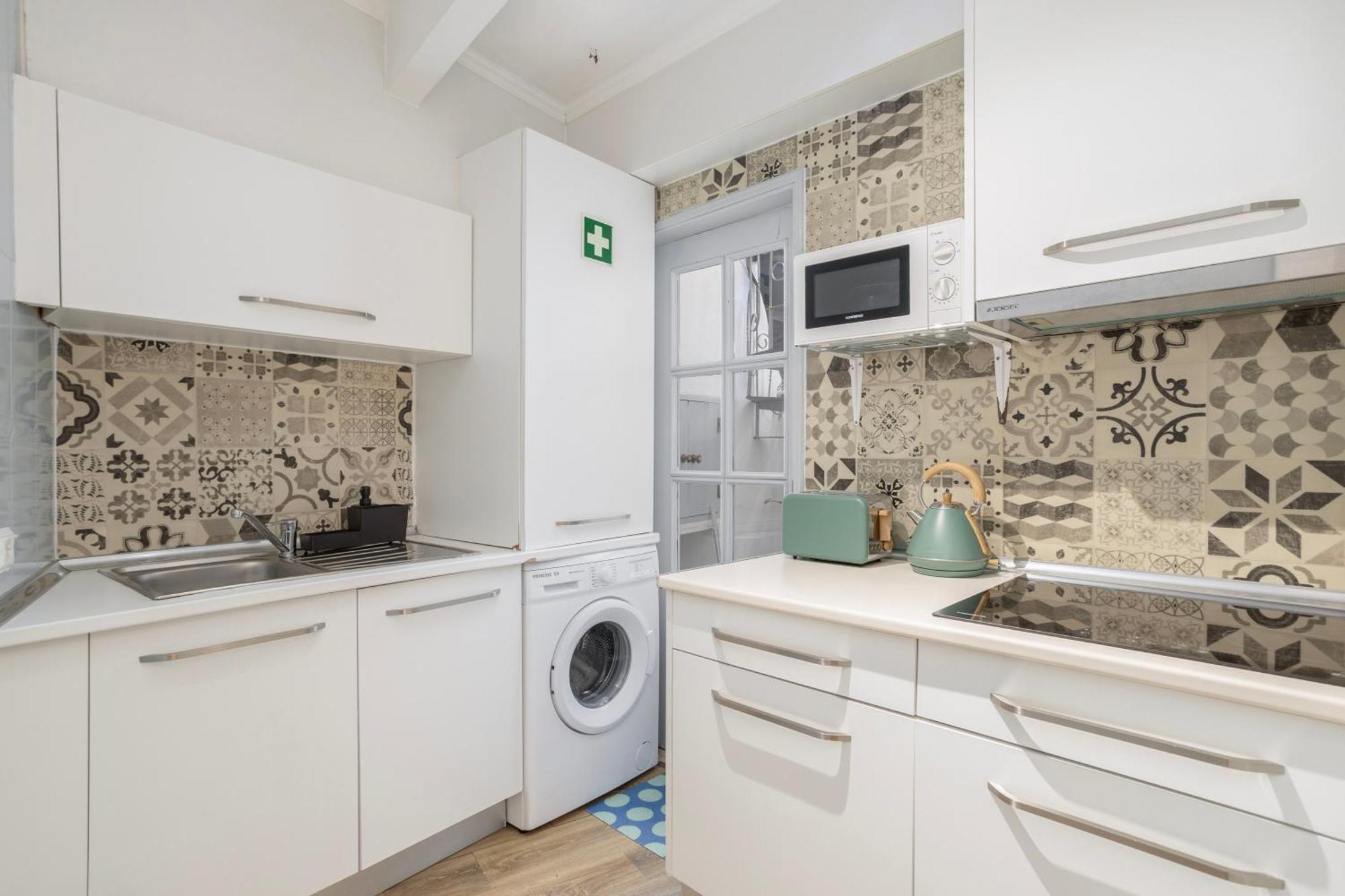 The Central Townhouse Faro Bagian luar foto