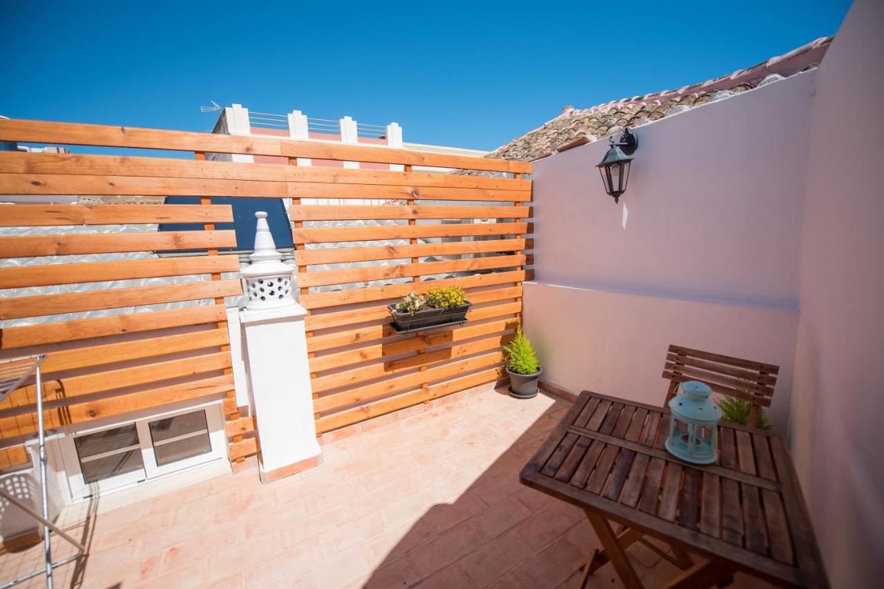 The Central Townhouse Faro Bagian luar foto